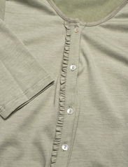 ODD MOLLY - Ragna LS Top - long-sleeved blouses - light sage - 4