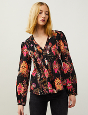ODD MOLLY - Jada Blouse - blouses met lange mouwen - multi black - 2