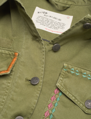 ODD MOLLY - Kennedy Jacket - denim jackets - green trails - 5