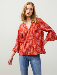 ODD MOLLY - Tessa Blouse - blouses à manches longues - dreamy red - 0