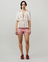 ODD MOLLY - Amira Blouse - short-sleeved blouses - off white - 2