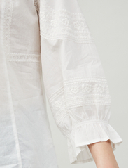 ODD MOLLY - Cassandra Blouse - long-sleeved blouses - light chalk - 4