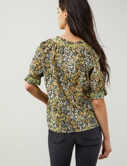 ODD MOLLY - Phoenix Blouse - short-sleeved blouses - deep asphalt - 3