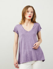 ODD MOLLY - Carole Top - t-shirts - shadow violet - 2