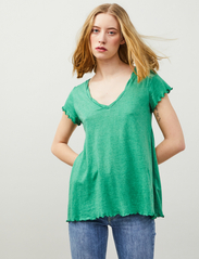 ODD MOLLY - Carole Top - t-shirts & tops - wonder green - 2