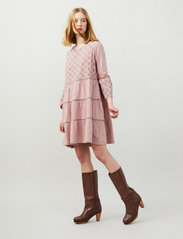 ODD MOLLY - Eleanor Dress - robes de dentelle - soft mauve - 0