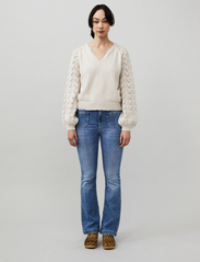 ODD MOLLY - Belle Sweater - pullover - porcelain - 2