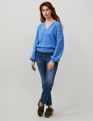 ODD MOLLY - Belle Sweater - neulepuserot - sweet blue - 2