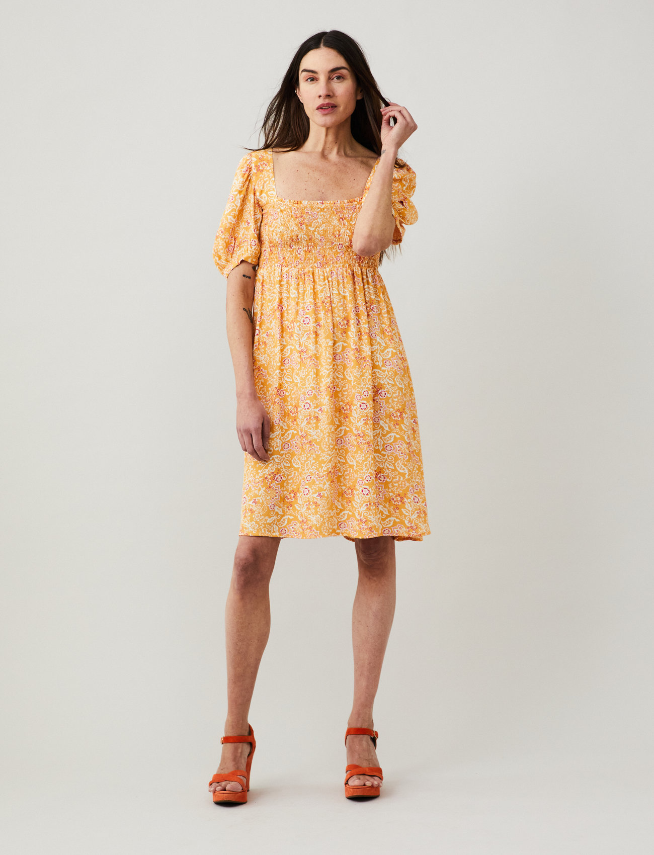 ODD MOLLY - Judith Short Dress - summer dresses - golden honey - 0