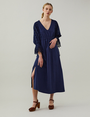 ODD MOLLY - Teagan Dress - sukienki koszulowe - dark blue - 2