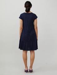 ODD MOLLY - Freya Dress - midi jurken - dark blue - 3
