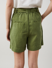 ODD MOLLY - Zoe Shorts - paperbag shorts - green trails - 3