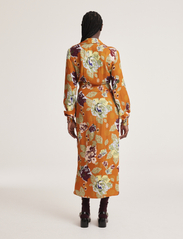 ODD MOLLY - Kristina Dress - festtøj til outletpriser - bronze orange - 3