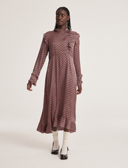 ODD MOLLY - Rachael Dress - festtøj til outletpriser - baked brown - 2