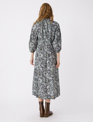 ODD MOLLY - Arienne Dress - midi dresses - cargo green - 3