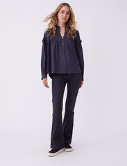 ODD MOLLY - Dana Blouse - long-sleeved blouses - asphalt - 2