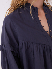 ODD MOLLY - Dana Blouse - long-sleeved blouses - asphalt - 4