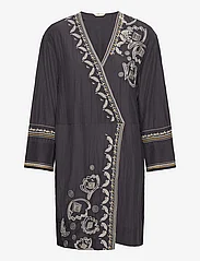ODD MOLLY - Sabrina Wrap Dress - sukienki kopertowe - almost black - 0