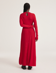 ODD MOLLY - Janice Knitted Dress - festtøj til outletpriser - red - 3