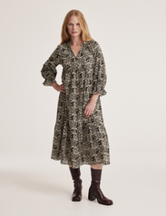 ODD MOLLY - Rae Dress - odzież imprezowa w cenach outletowych - ivy green - 2