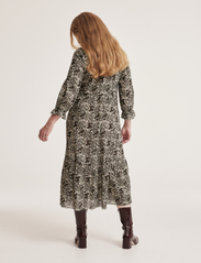 ODD MOLLY - Rae Dress - party wear at outlet prices - ivy green - 3
