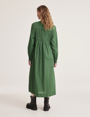 ODD MOLLY - Stacy Dress - festkläder till outletpriser - green jade - 5