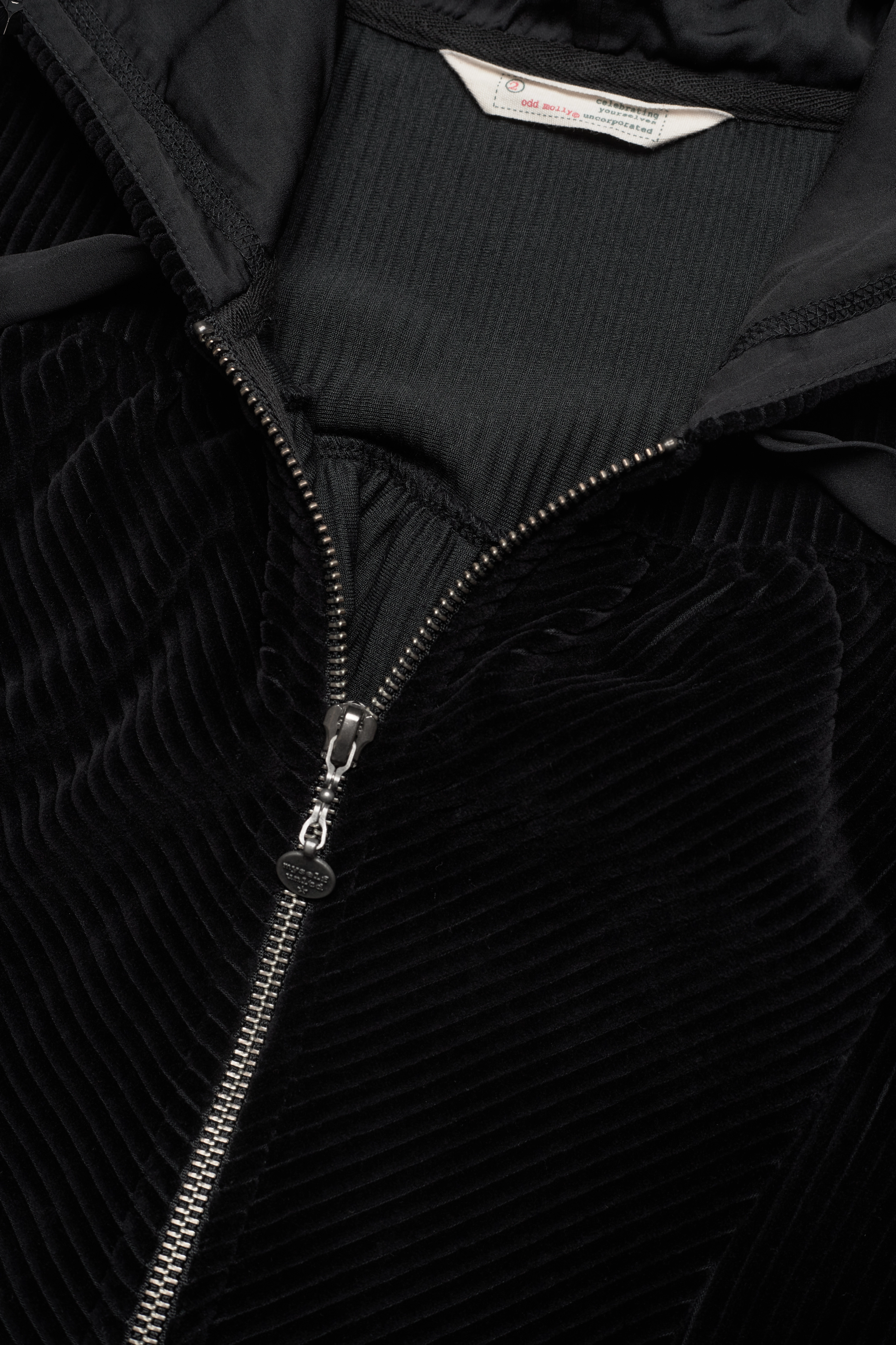ODD MOLLY - Siri Hood Sweater - almost black - 4