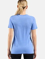 Odlo - ODLO T-shirt crew neck s/s ESSENTIAL SEAMLESS - t-shirts - persian jewel melange - 3