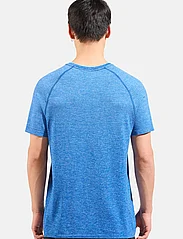 Odlo - ODLO T-shirt crew neck s/s ESSENTIAL SEAMLESS - short-sleeved t-shirts - limoges melange - 3