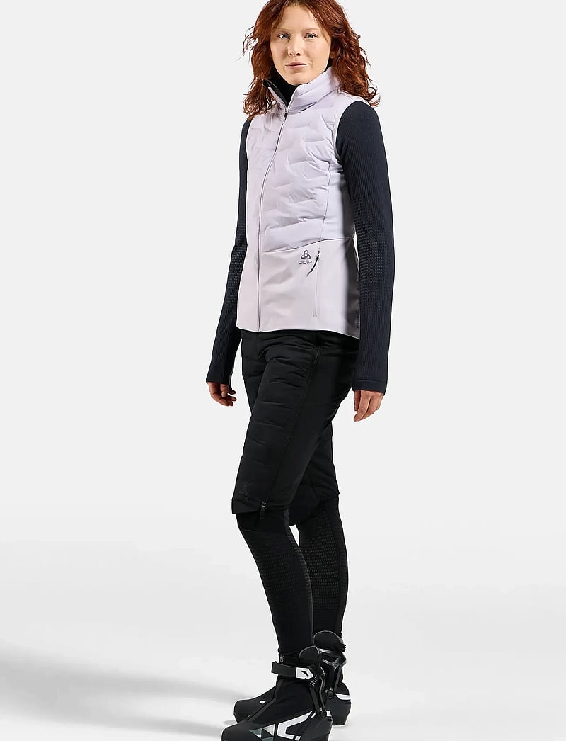 Odlo - Odlo Zeroweight Insulator Short - Överdelar - black - 5