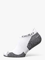 Odlo - ODLO Socks short CERAMICOOL RUN - najniższe ceny - white - 0