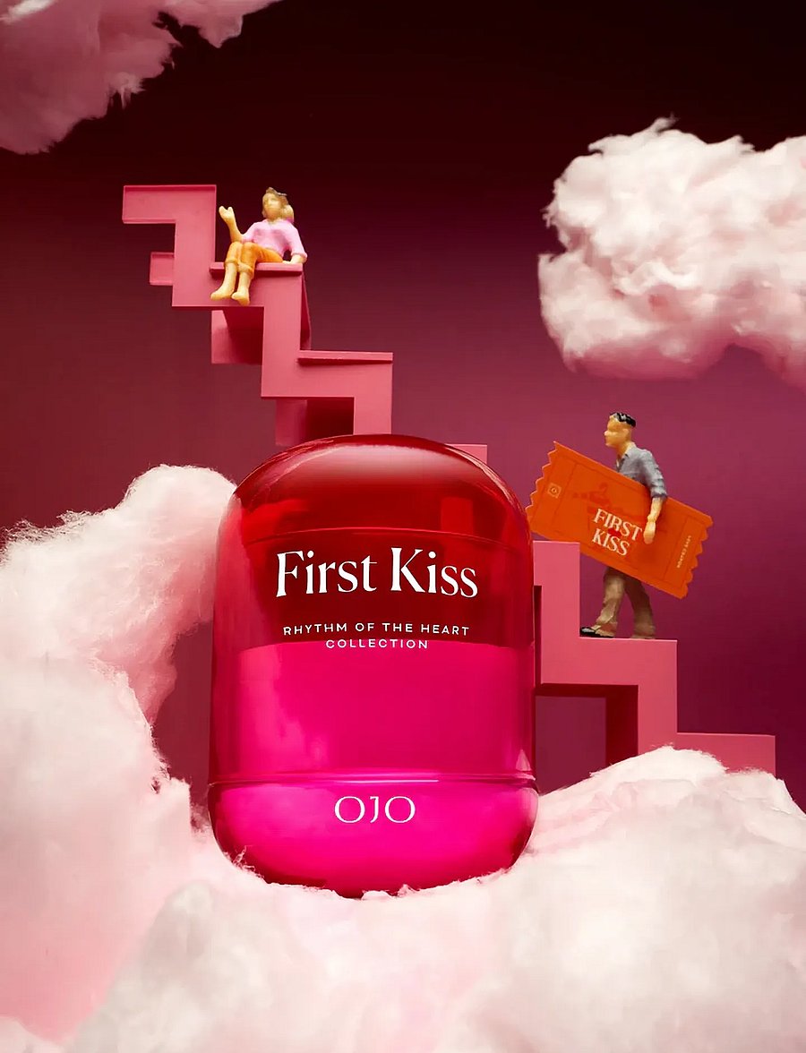 OJO - FIRST KISS - above 500kr - pink – red - 0