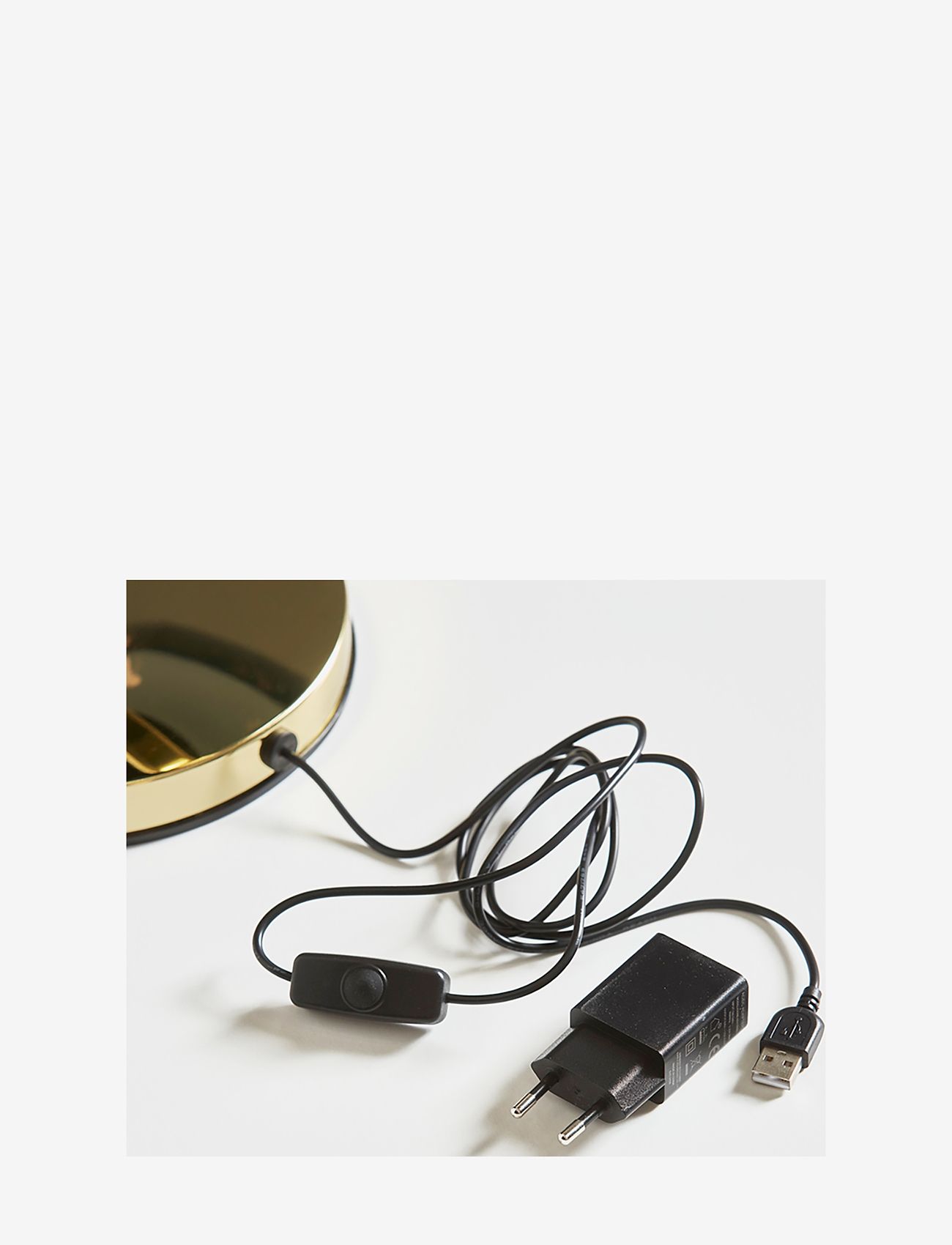 O&L - Globe Light Red 25 cm - laualambid - red - 3