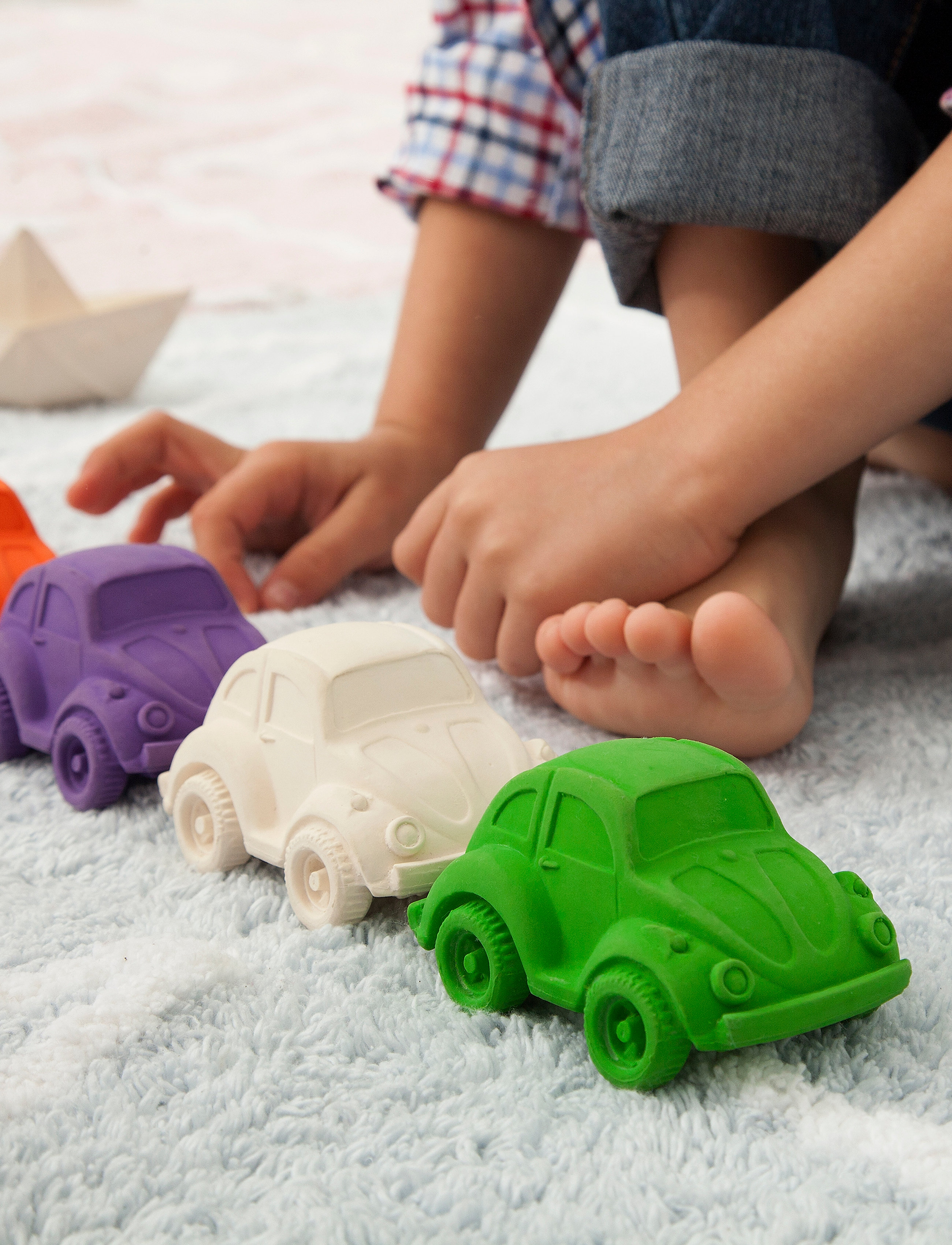 OLI & CAROL Small Beetle Car, 8.7X 5.5X 4.5 cm, Green, Bath & Water Legetøj > Bath Legetøj, Børn