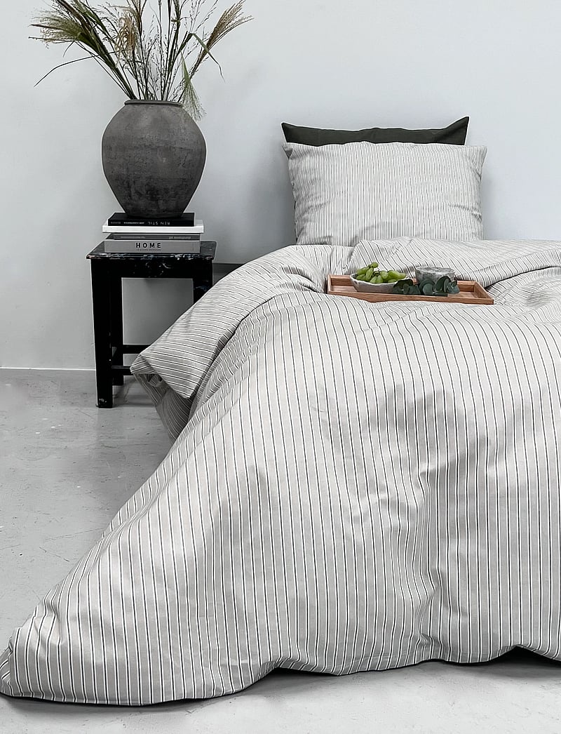 Omhu - Organic bedding set - Multi stripe - voodiriiete komplektid - mud - 3