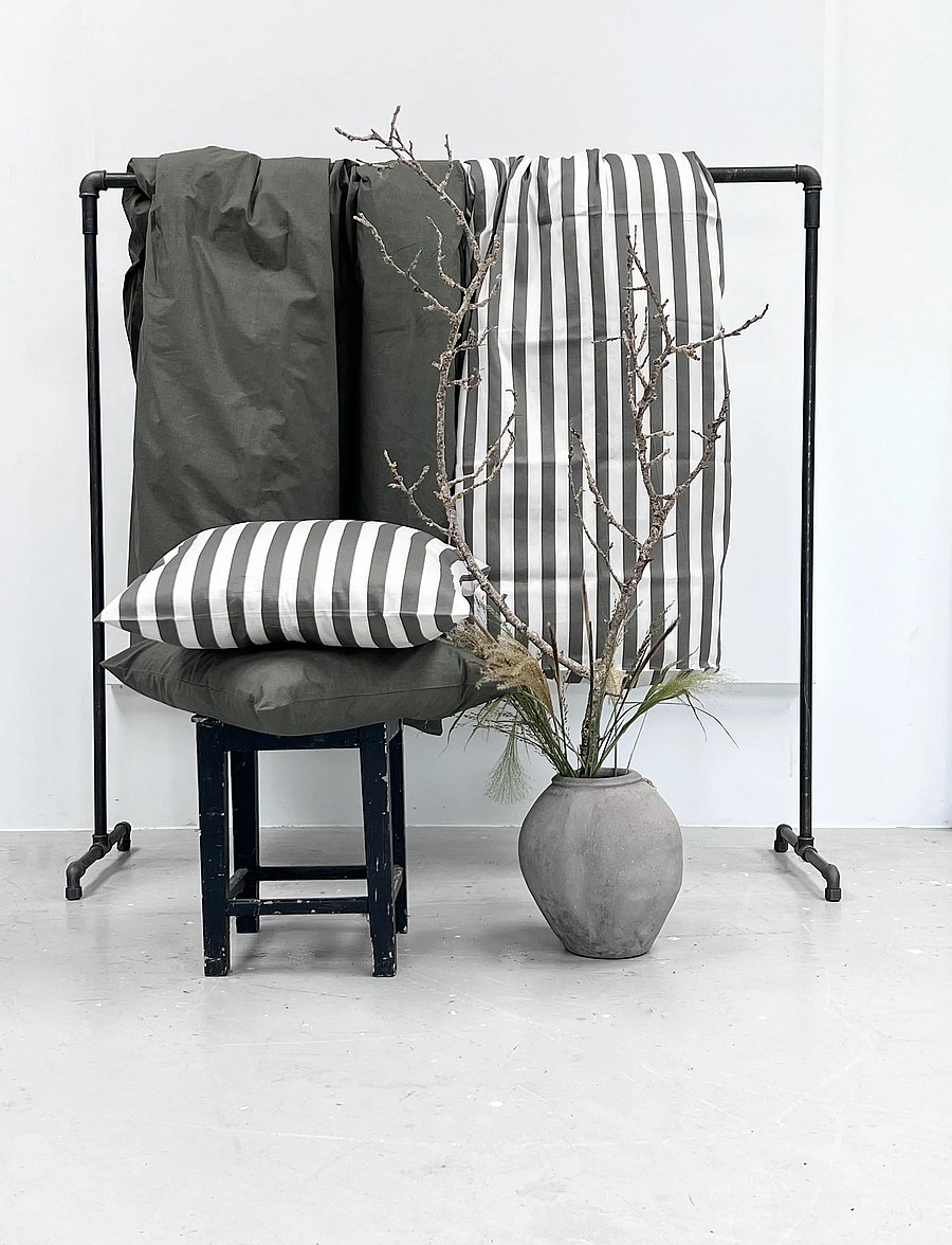 Omhu - Organic bedding set - Block stripe - bettwäsche-set - oliven/sand - 0