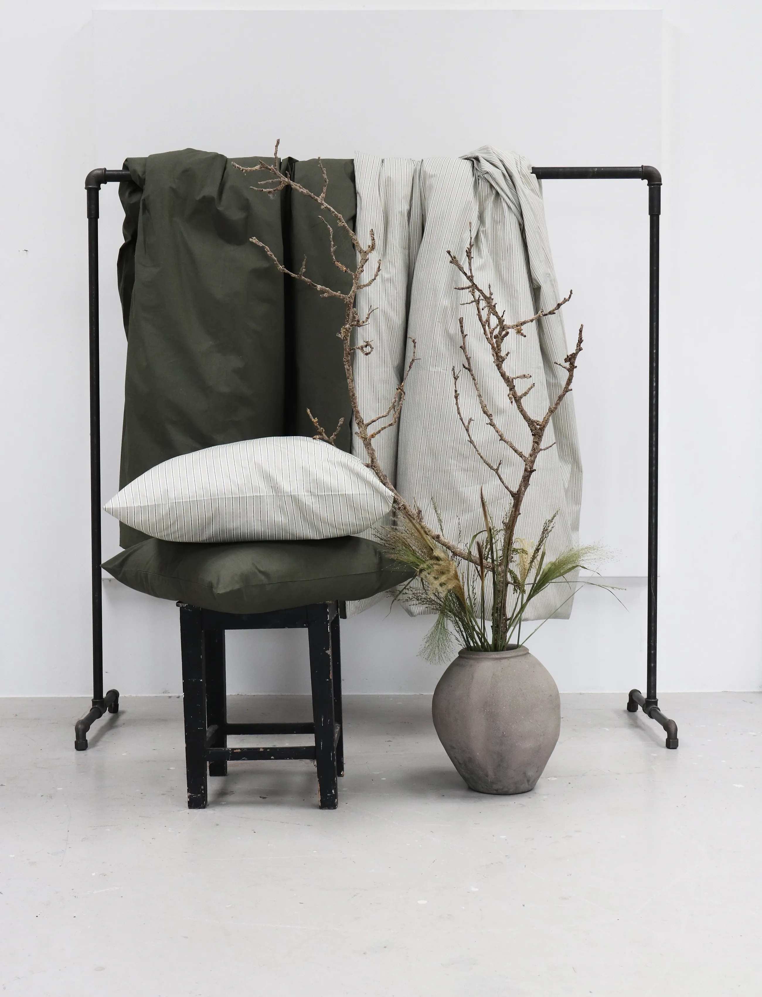 Omhu Økologisk Sengesæt - Percale, 140X220 cm 60X63 cm, Khaki green, Sengetekstiler > Sengesæt, Unisex