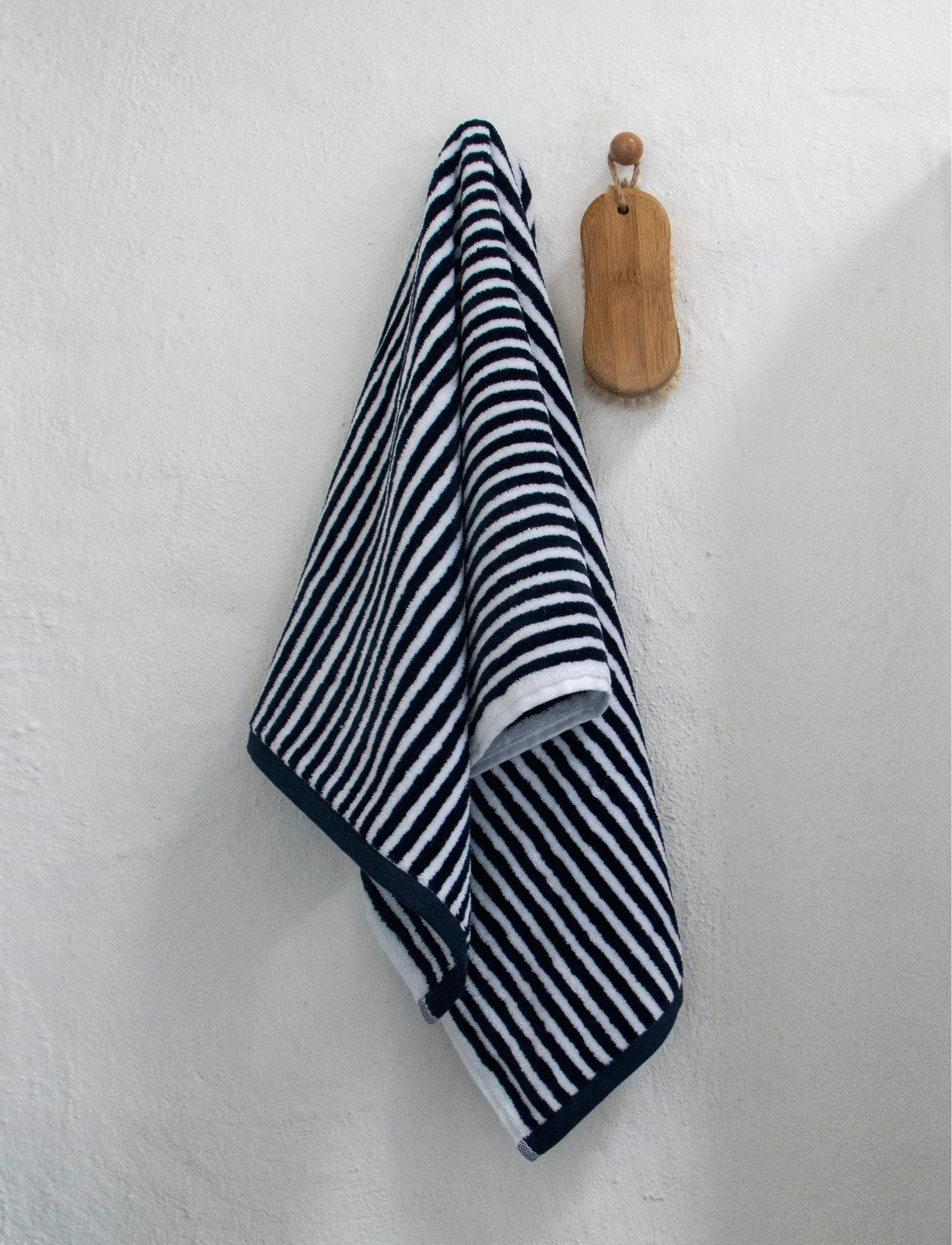 Omhu - Organic striped towel - Terry/velour - navy strib - 3