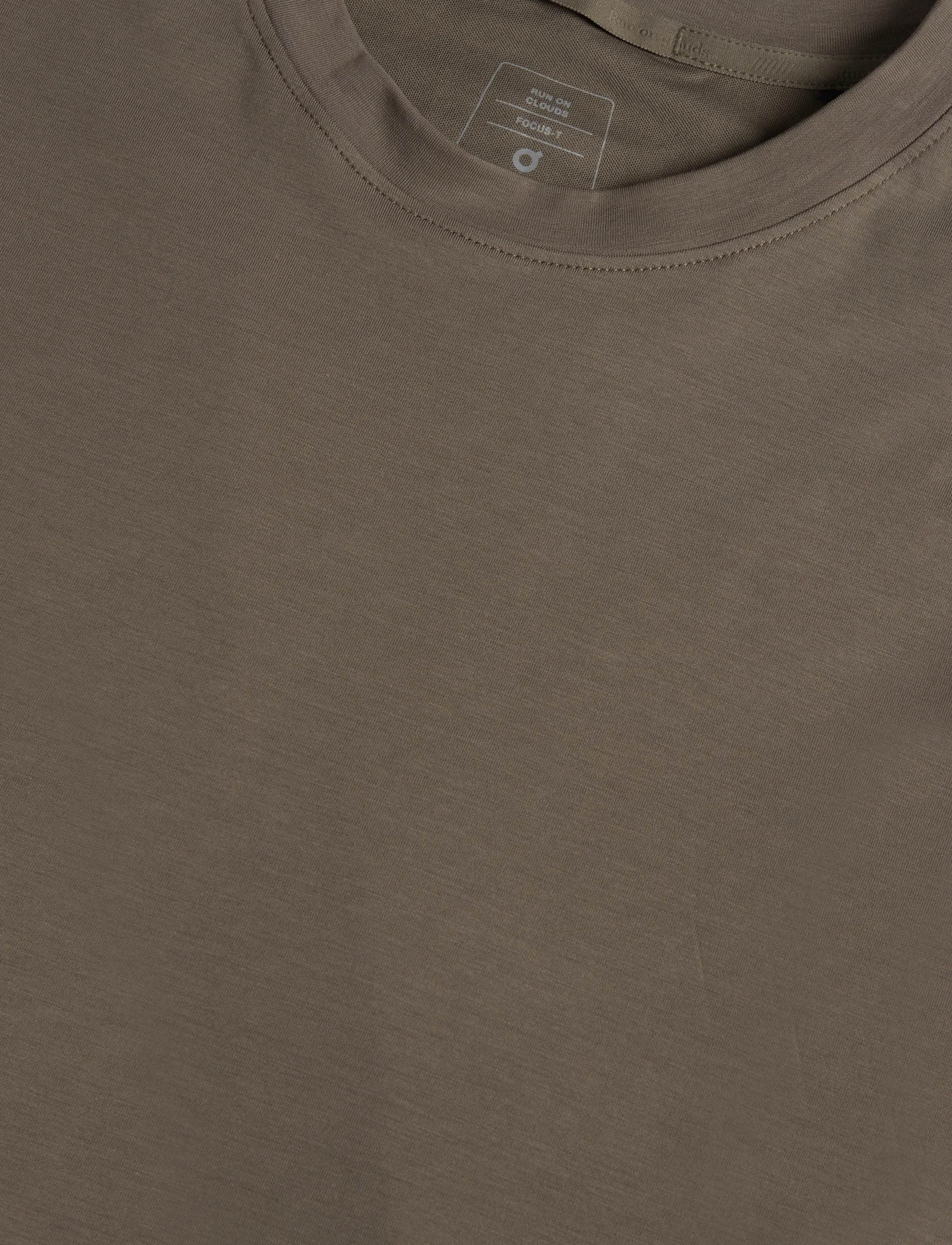On - Focus-T - tops & t-shirts - bark - 2