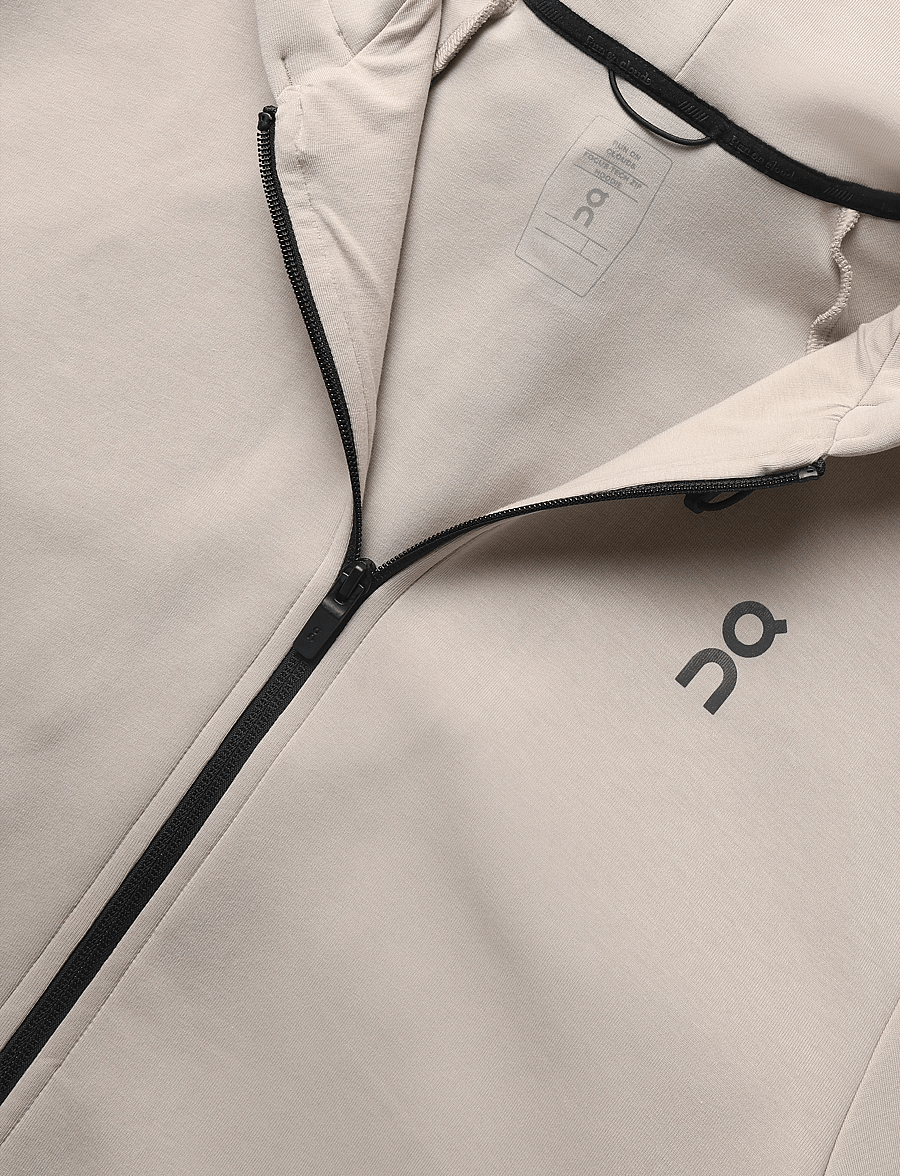 On - Focus Tech Zip Hoodie - kapuutsiga dressipluusid - desert - 2