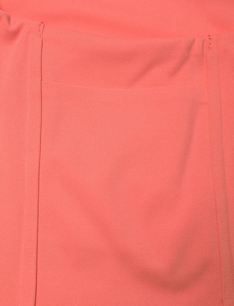 On - Core 2-in-1 Crop - crop tops - reef - 3