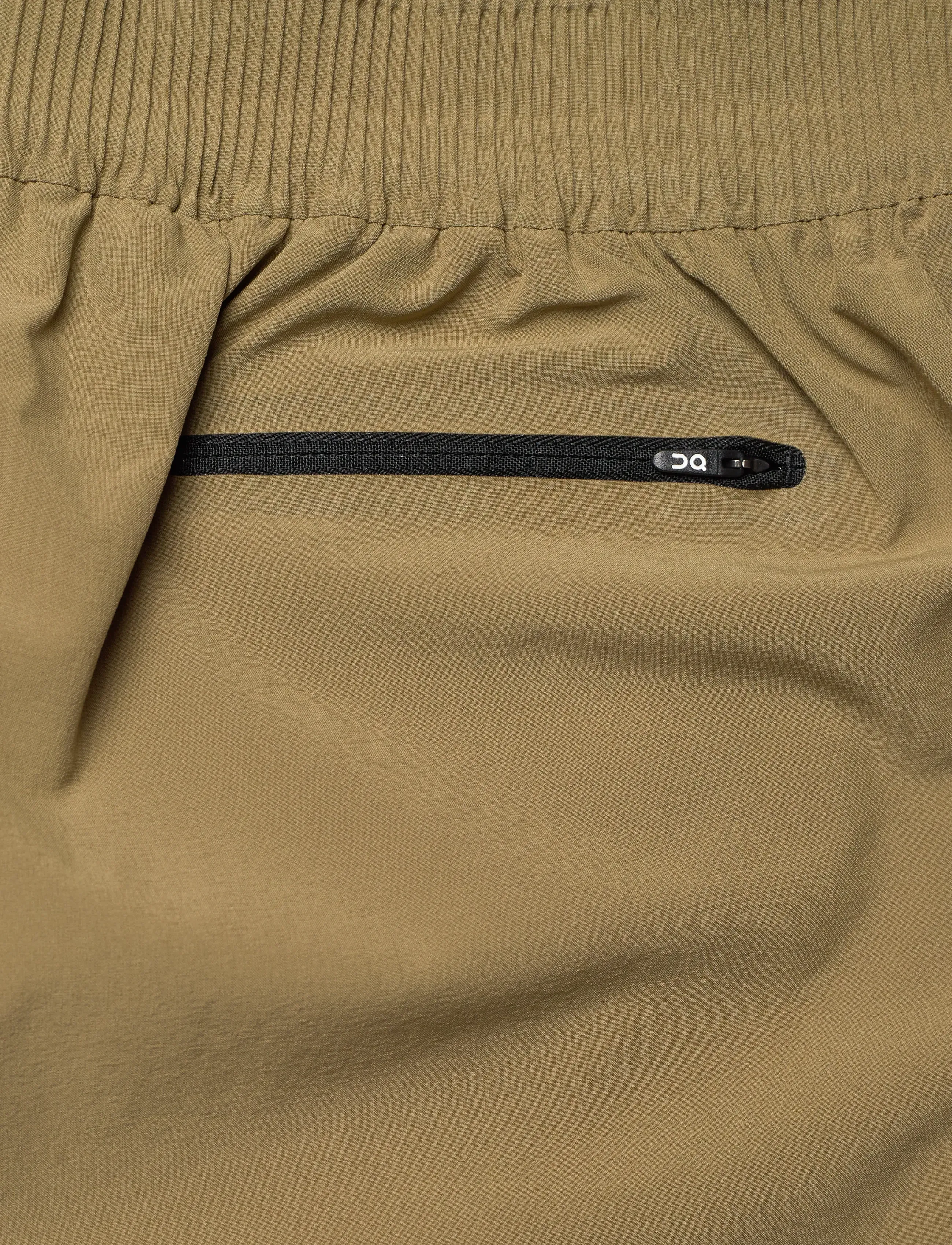 On - Train Shorts - sportshorts - nutmeg - 3