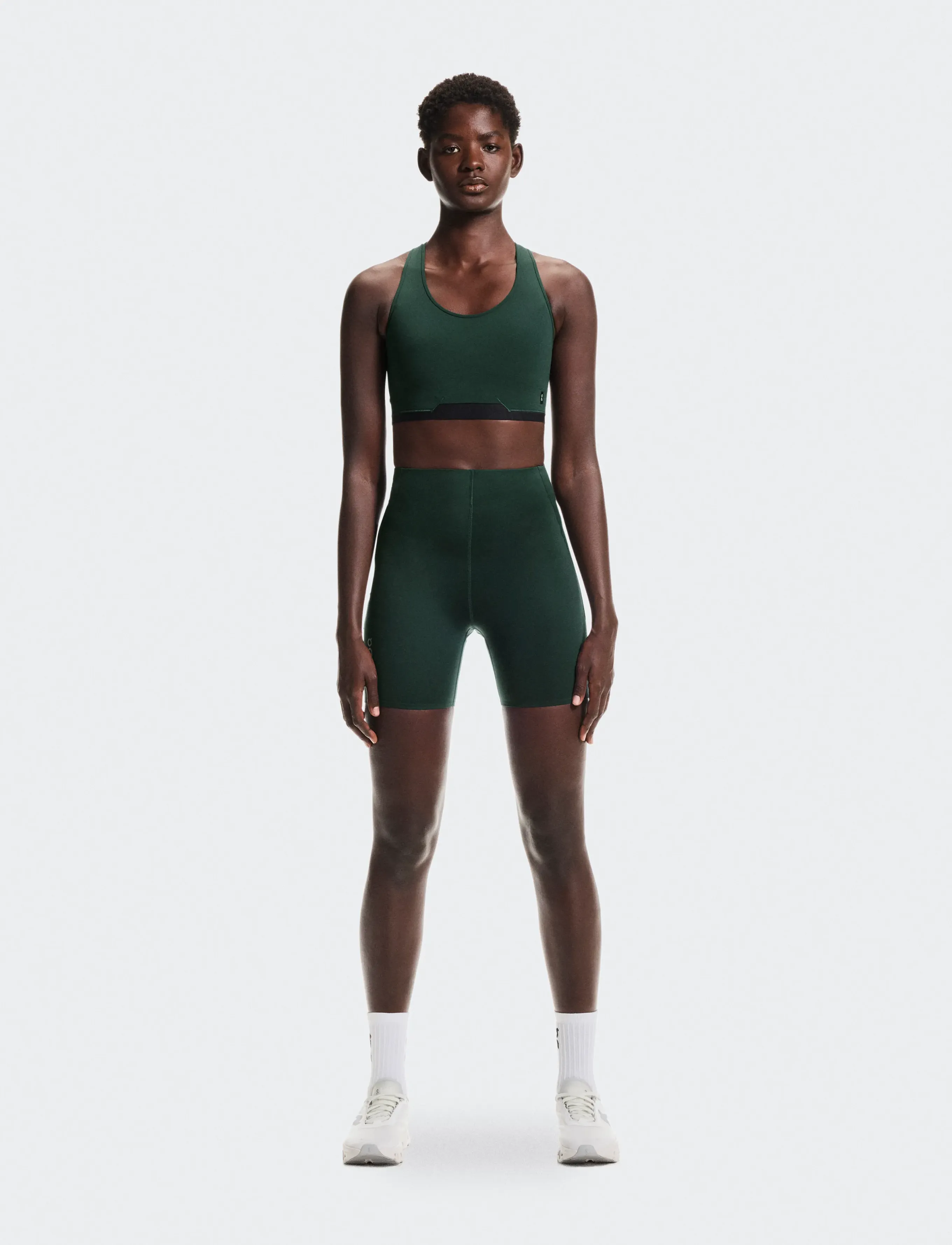 On - Train Tights Short - obsidian - 5