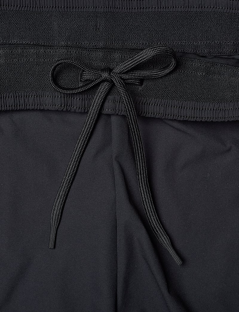 On - 5" Core Shorts - löparshorts - black - 3
