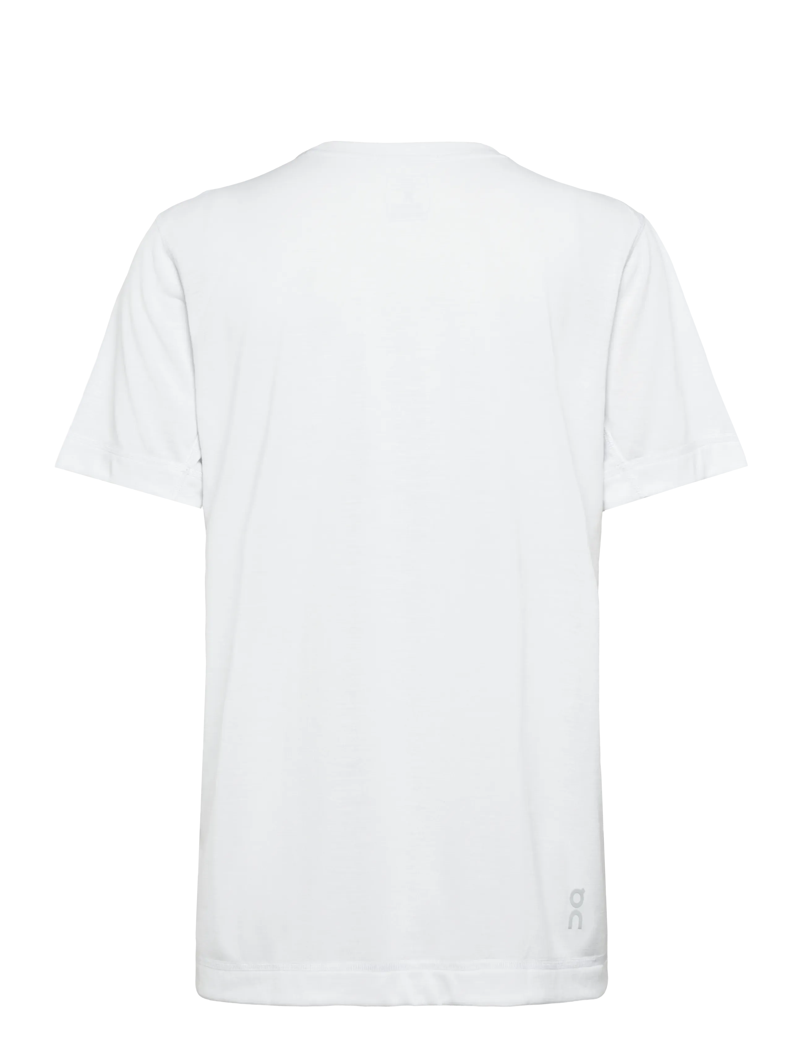 On - Train-T - white - 1