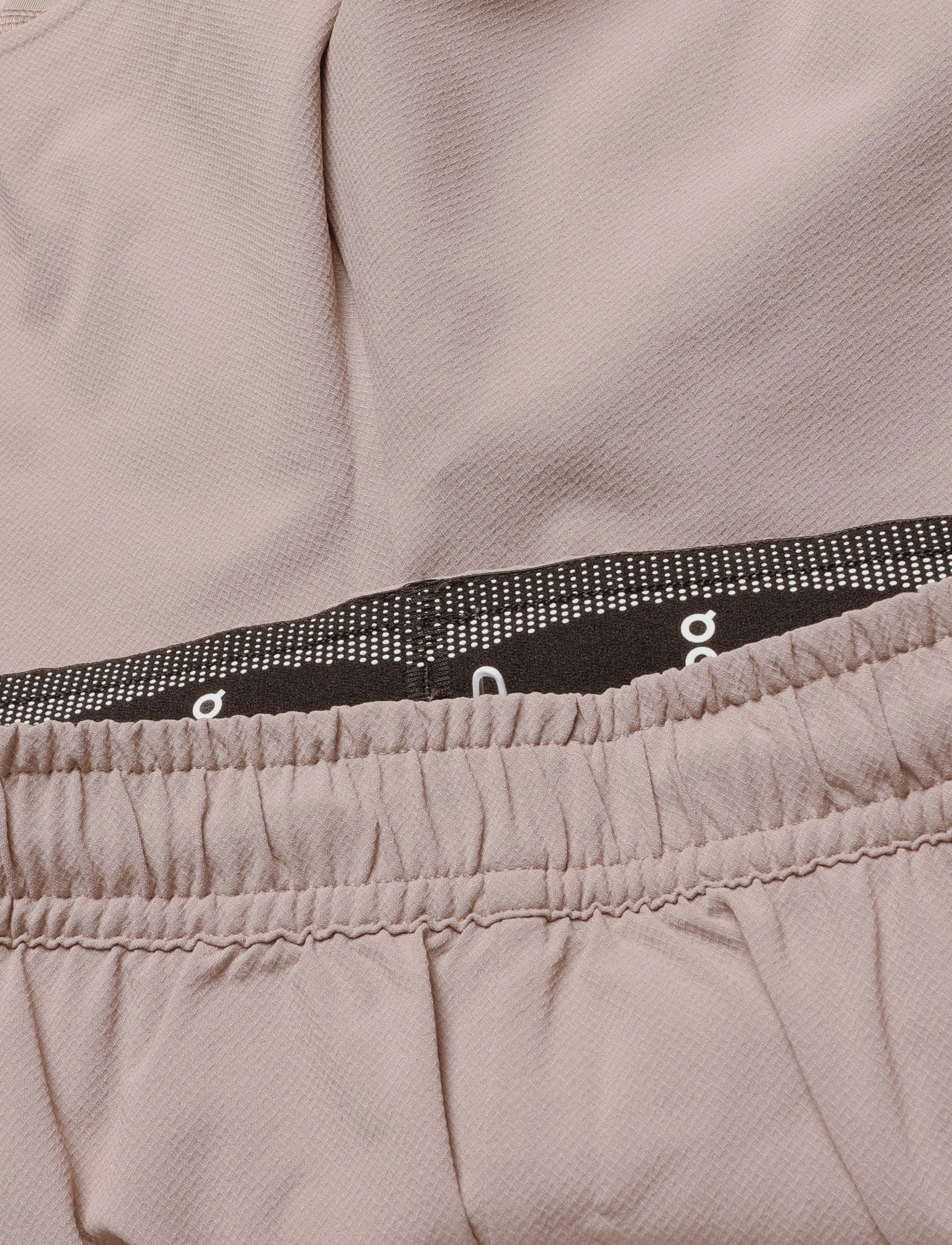 On - Train 2-in-1 Shorts - trainingsshorts - clay - 2