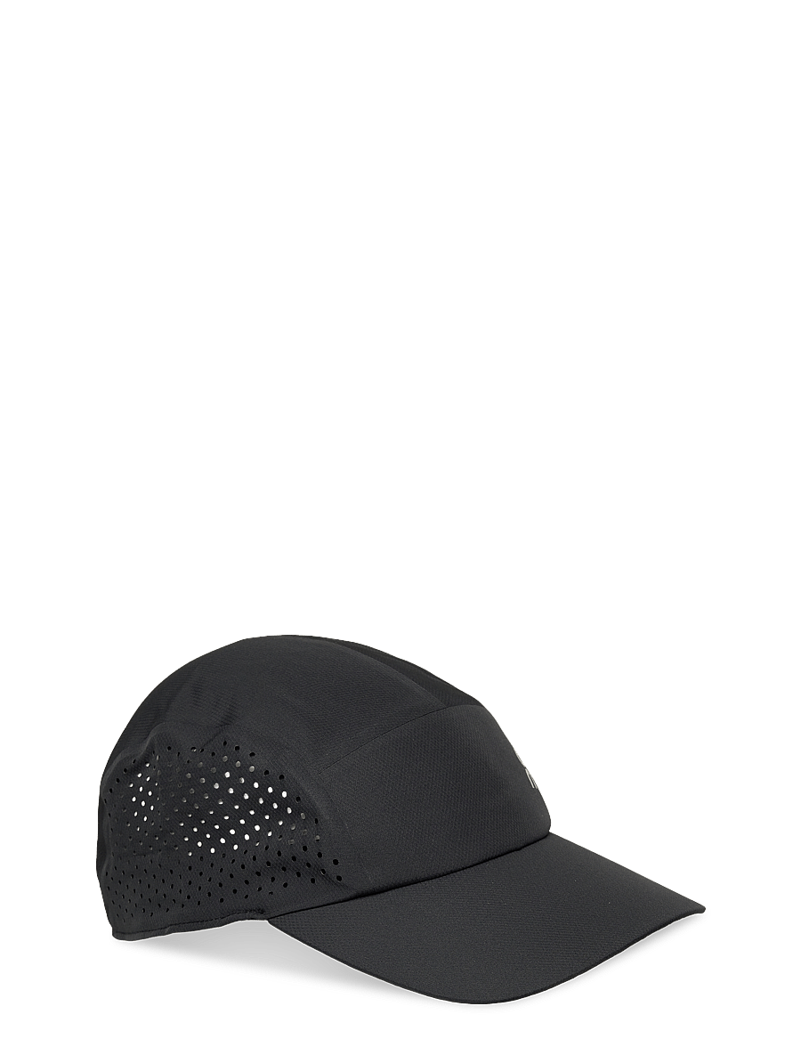 On - Lightweight Cap - caps - black - 0