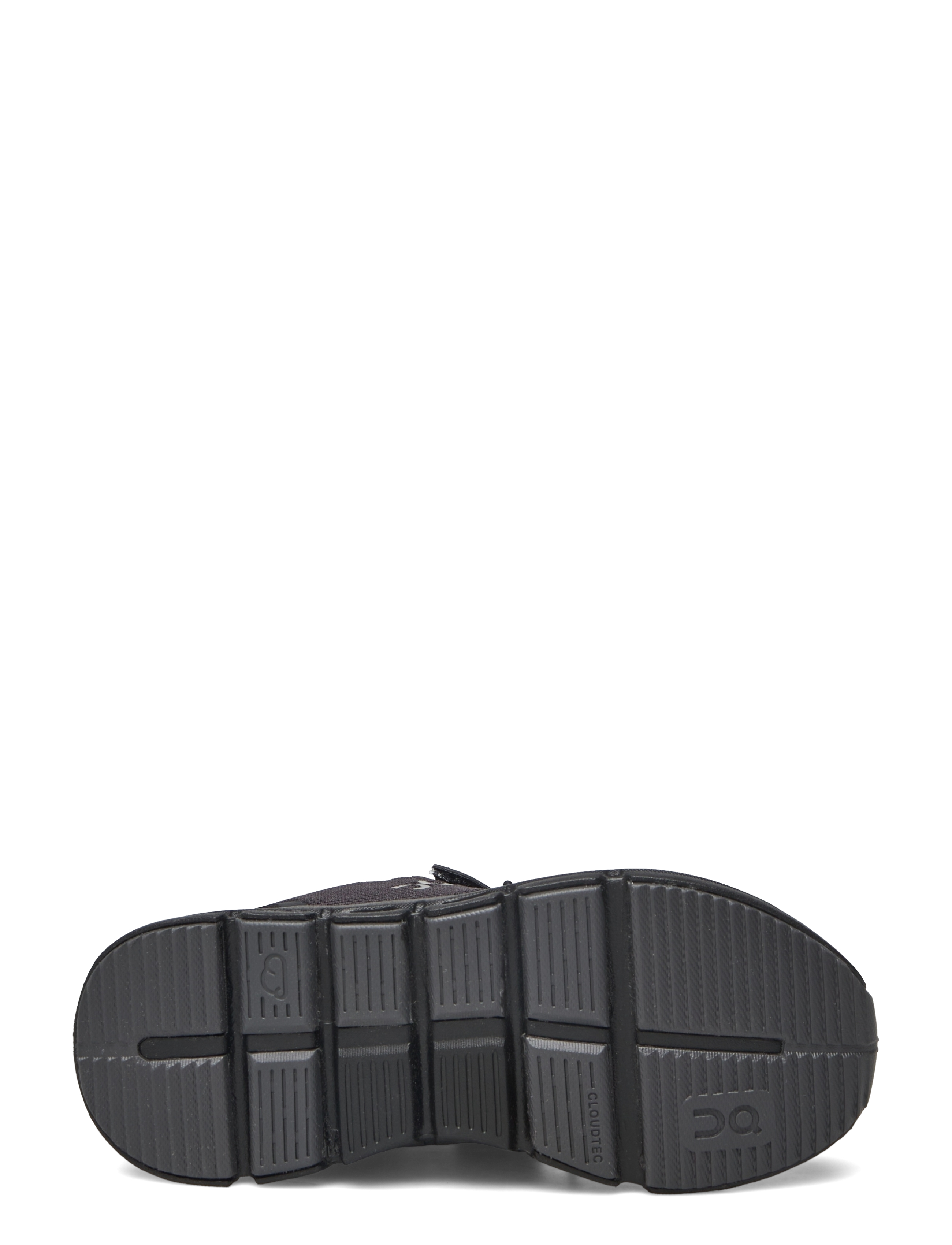 On - Cloud Play - all black - 4