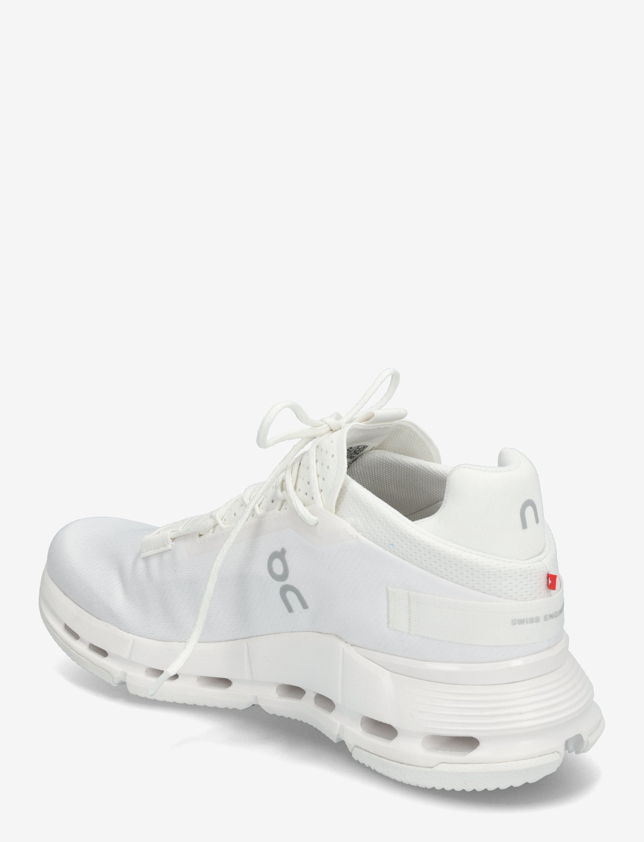 On - Cloudnova 2 - all white - 2