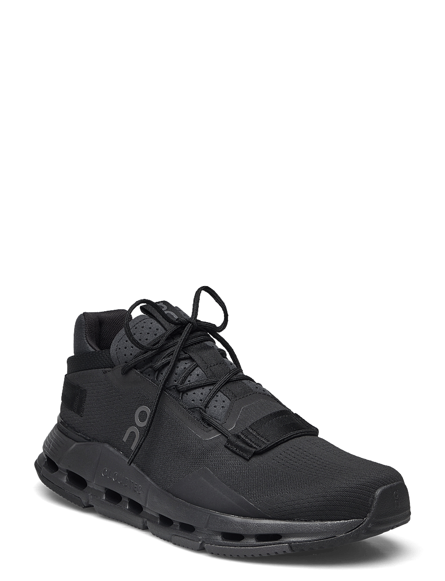 On - Cloudnova 2 - low tops - all black - 0